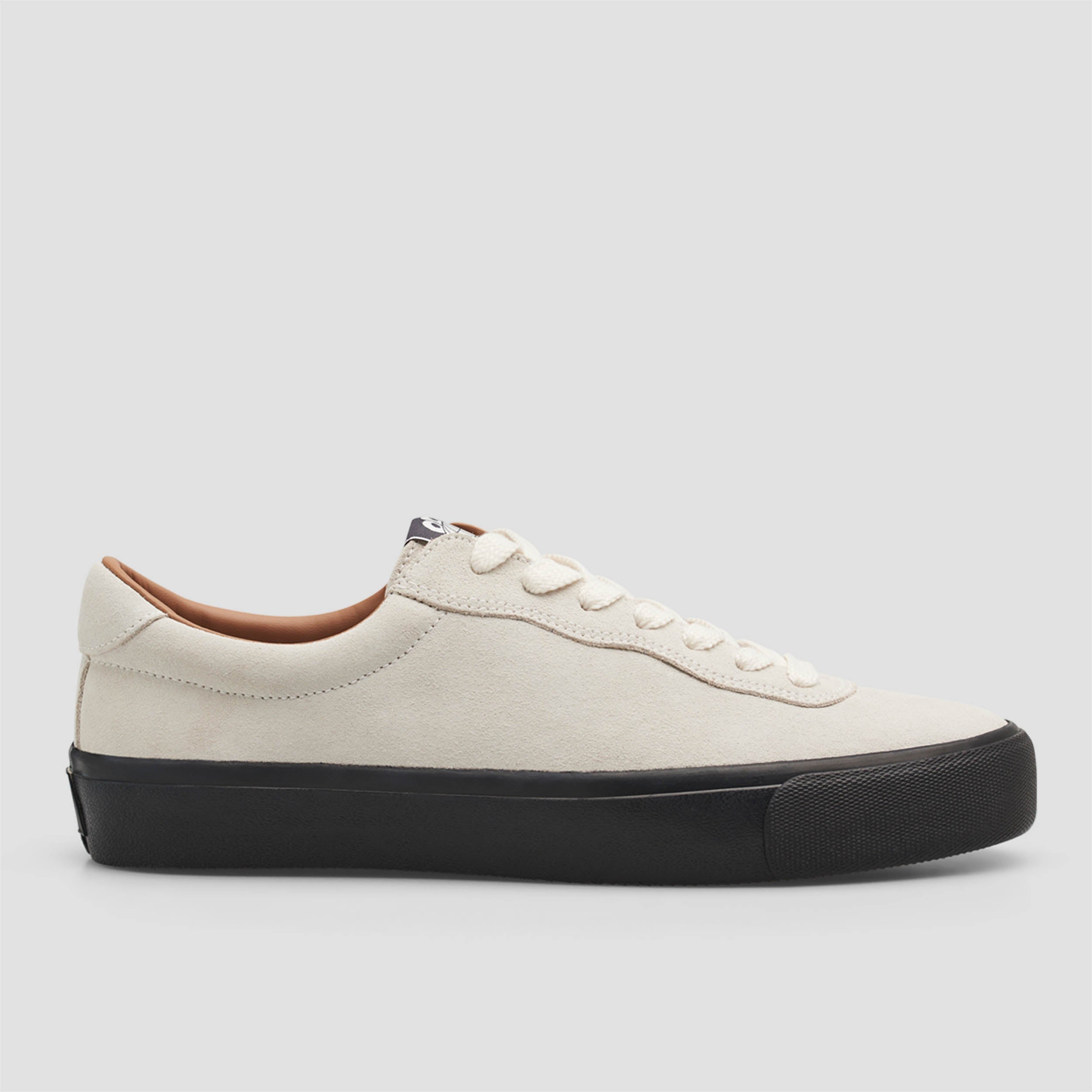 Last Resort AB VM001 Skate Shoes Lo Suede White / Black