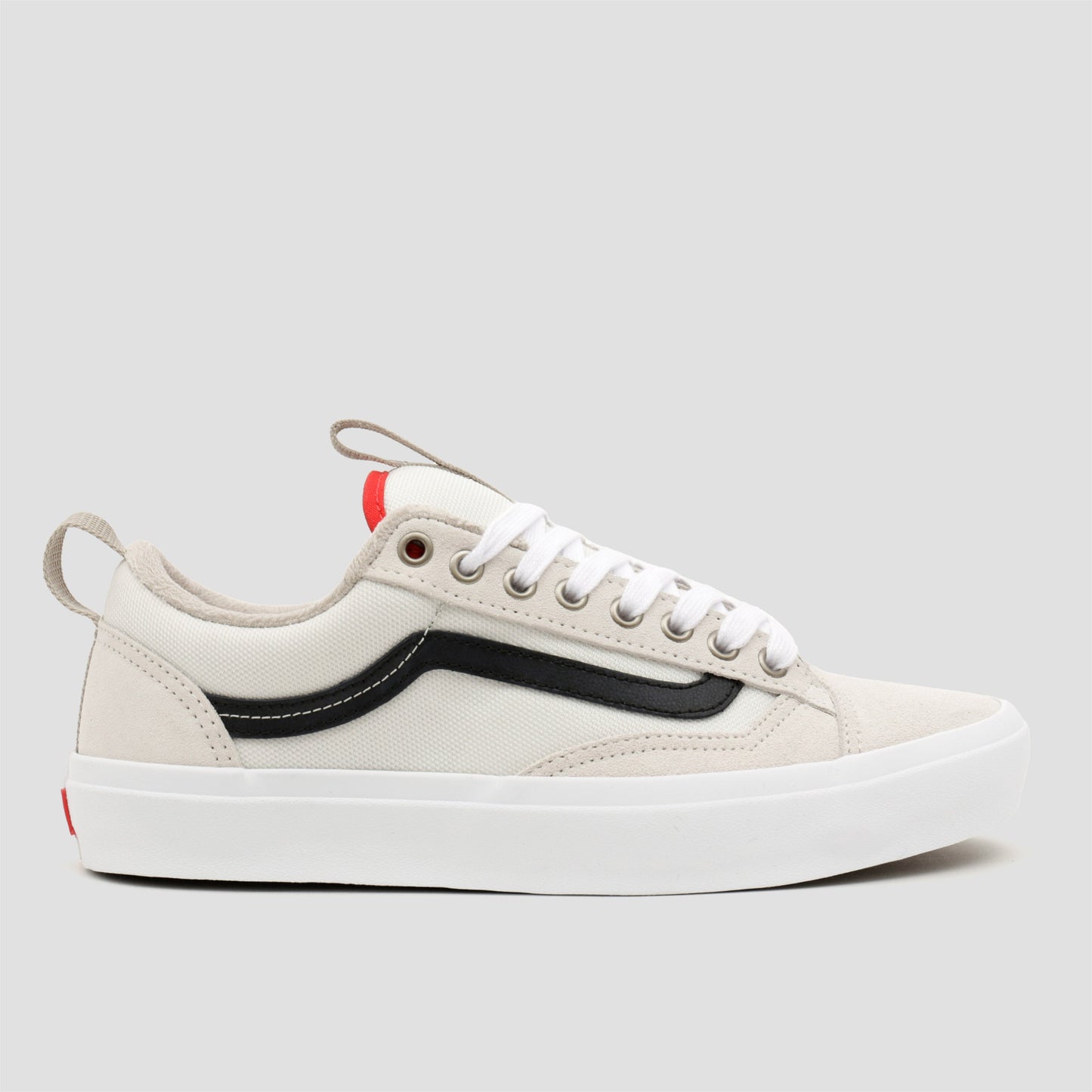 Vans Skate Old Skool 36+ Skate Shoes Antique White / Black