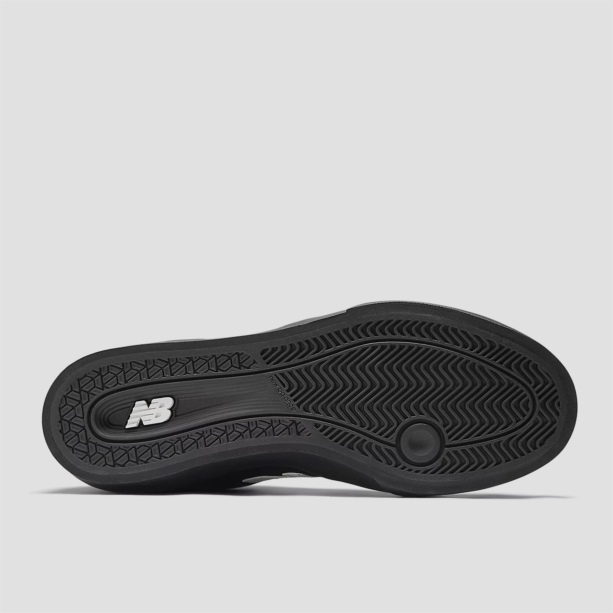 New Balance 272 Skate Shoes Black / White