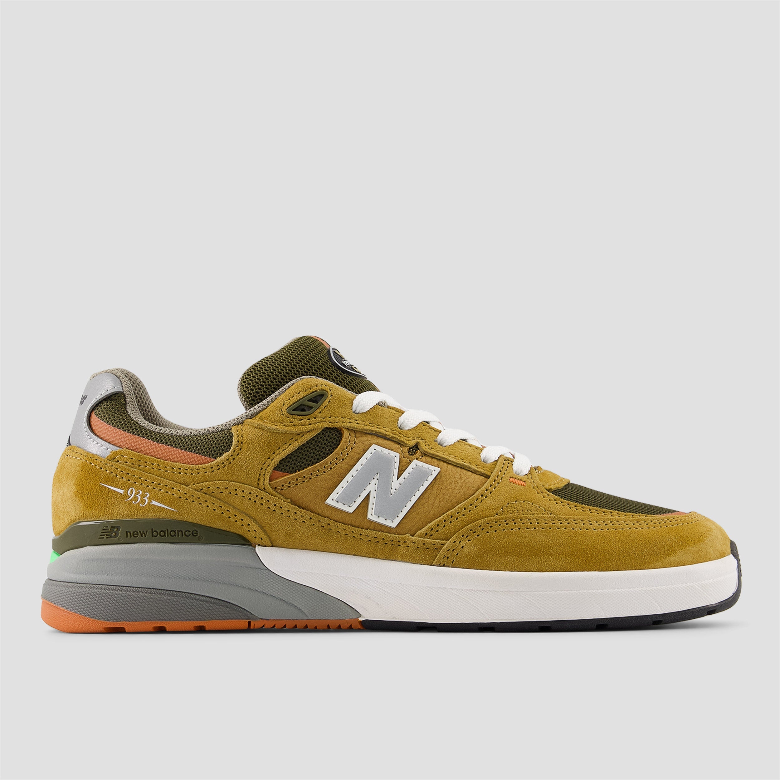 New Balance Andrew Reynolds 933 Skate Shoes Camel