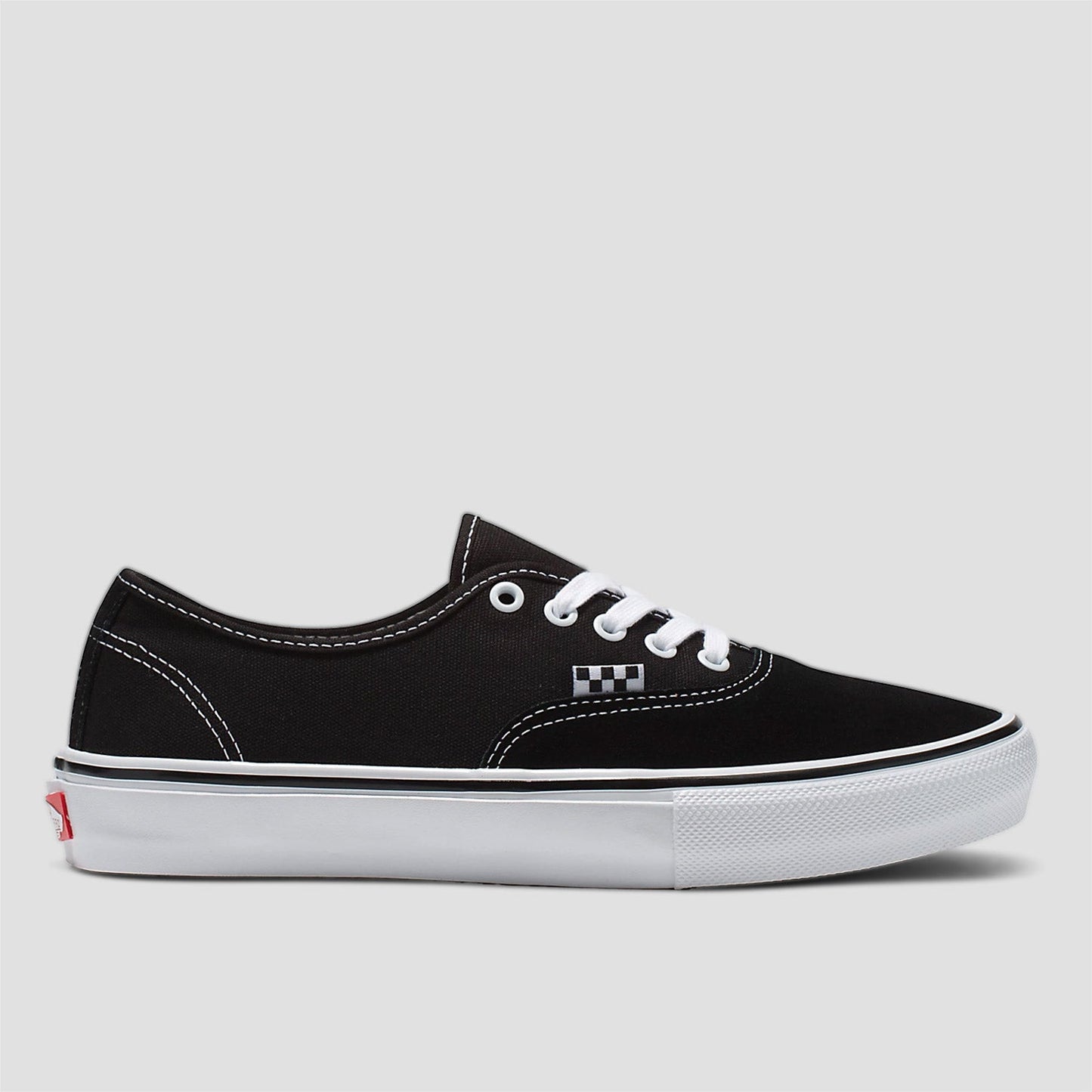 Vans Skate Authentic Shoes Black / White