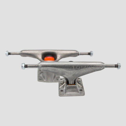 Grindking 5.0 Disruptor Skateboard Trucks Silver