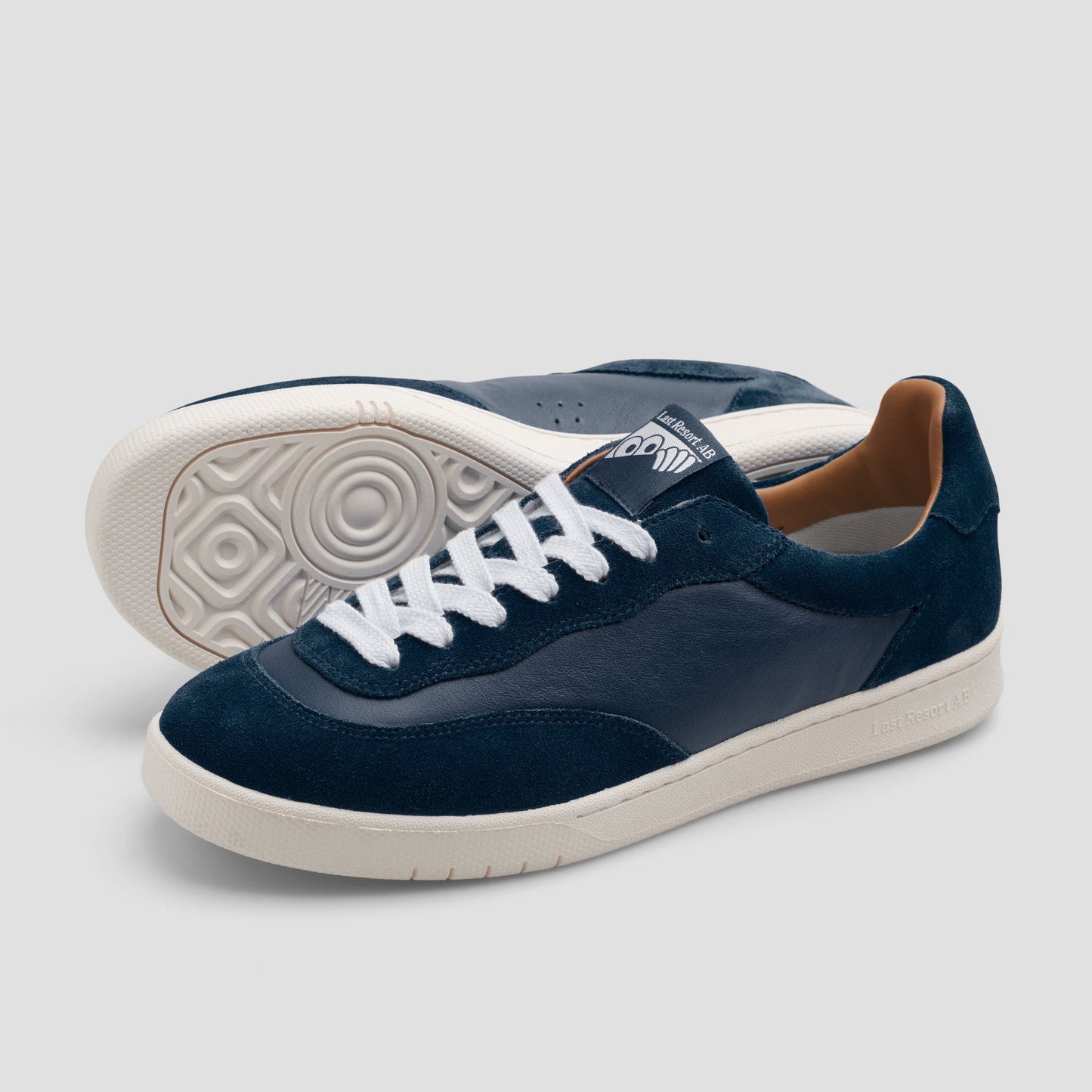 Last Resort AB CM001 LO Skate Shoes Navy / White