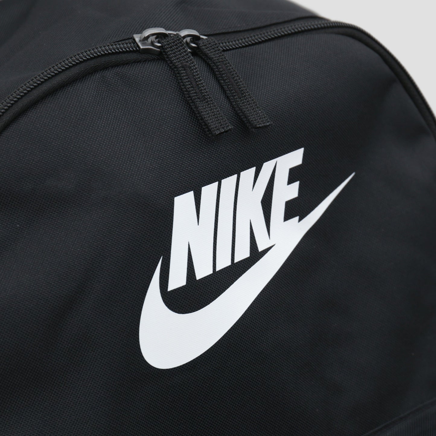 Nike Heritage Backpack Black / White