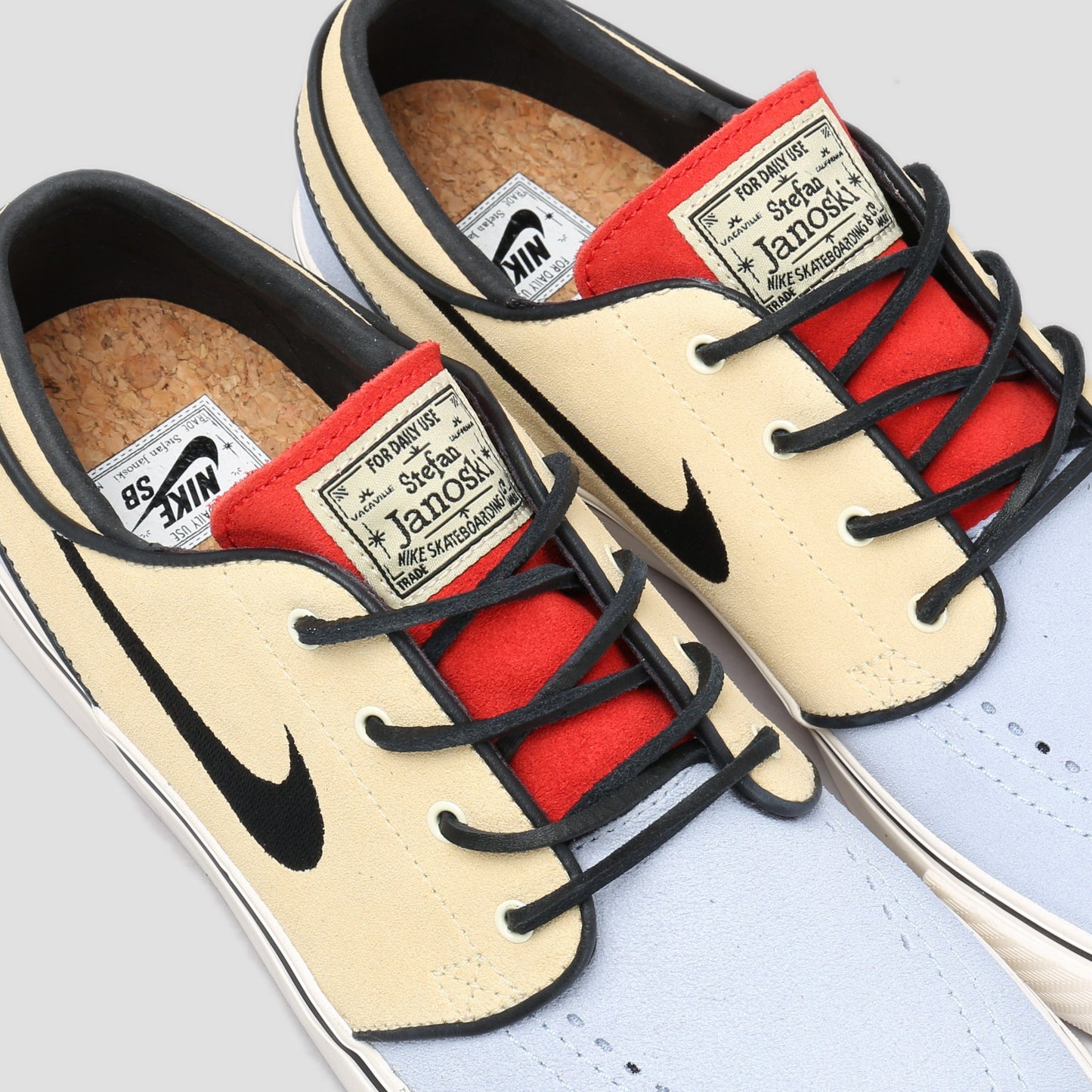 Nike SB Zoom Janoski OG+ Shoes Alabaster / Alabaster-Chile Red