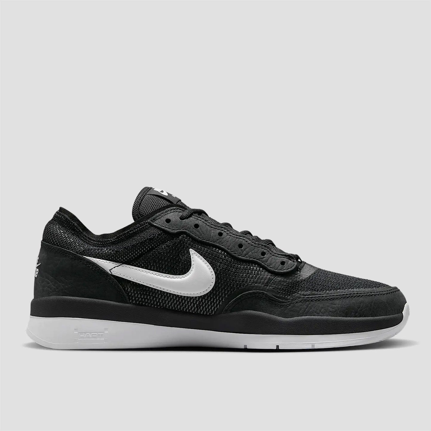 Nike SB PS8 Skate Shoes Black / White / Black / White